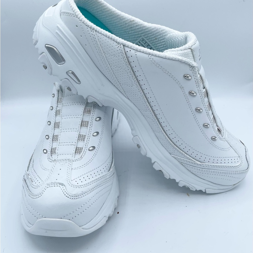Like New Skechers  Women's White Sneakers Size 11W - Picture 4 of 11